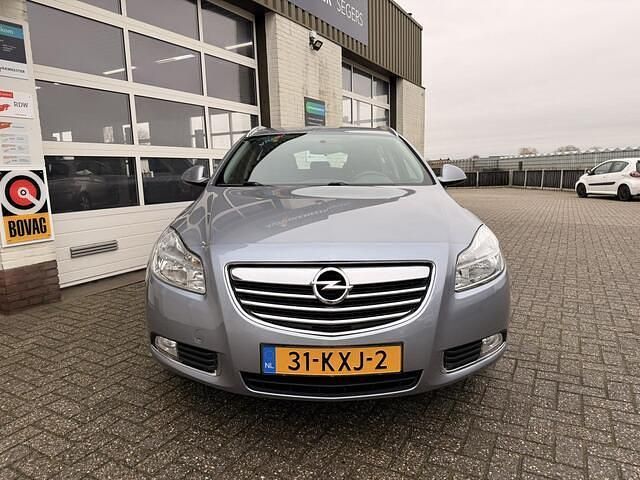 Occasion Opel Insignia Edition 140 PK (102 kW) 2010 Grijs (metallic) Stationwagen