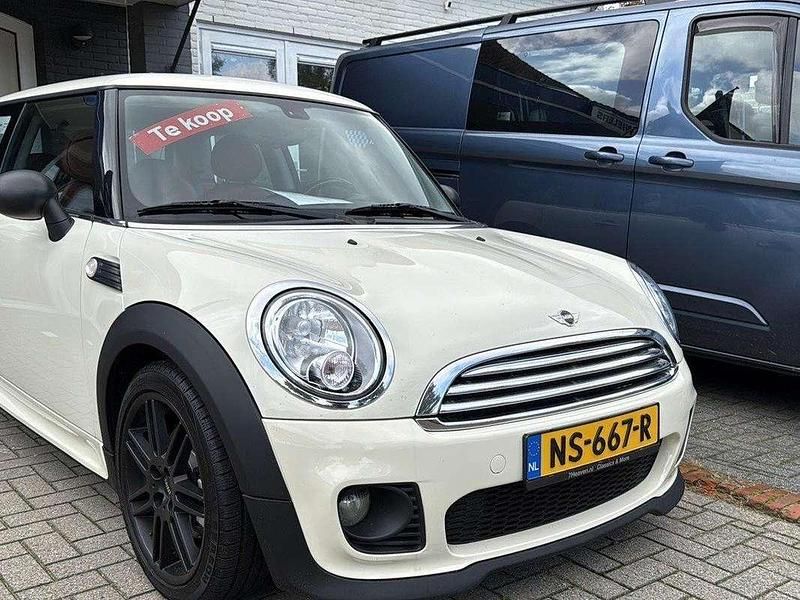 Wit Gebruikt 2010 Mini ONE Hatchback | € 5.900 (Duur) - Afbeelding 1/4