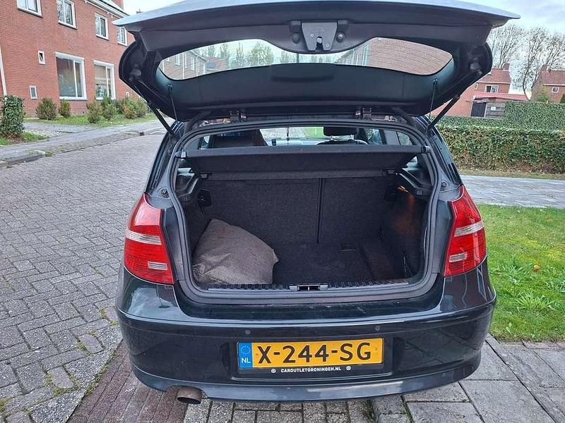 Occasion BMW 116 122 PK (89 kW) 2008 Zwart Hatchback