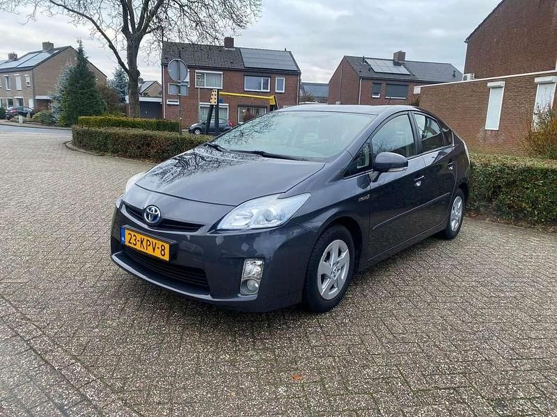 Grijs Gebruikt 2010 Toyota Prius Comfort Hatchback | € 4.750 (Goede deal) - Afbeelding 1/4