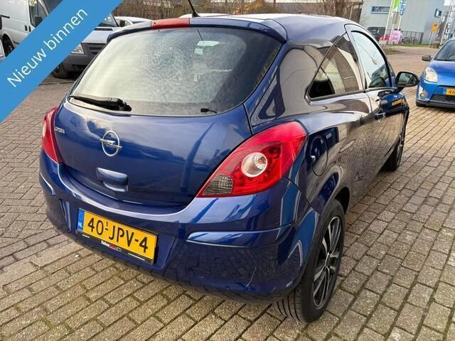 Occasion Opel Corsa Edition 80 PK (58 kW) 2009 Blauw Hatchback