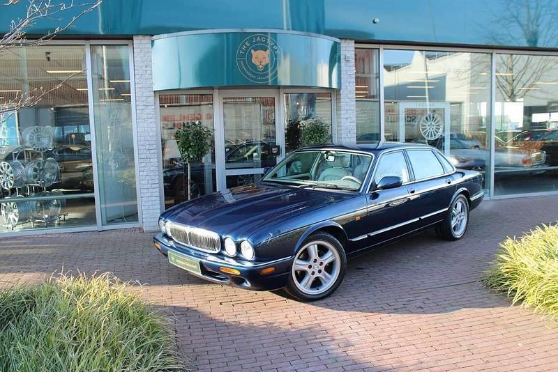 Blauw Gebruikt 1999 Jaguar XJ Executive Sedan | € 7.950 (Duur) - Afbeelding 1/4