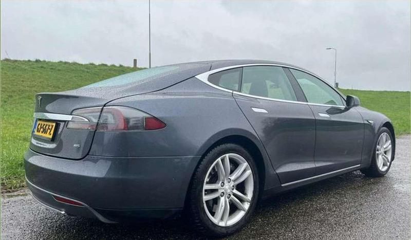 Occasion Tesla Model S 280 kW (381 PK) 2015 Grijs Hatchback
