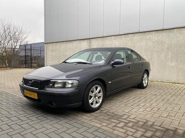 Occasion Volvo S60 140 PK (102 kW) 2001 Grijs Sedan