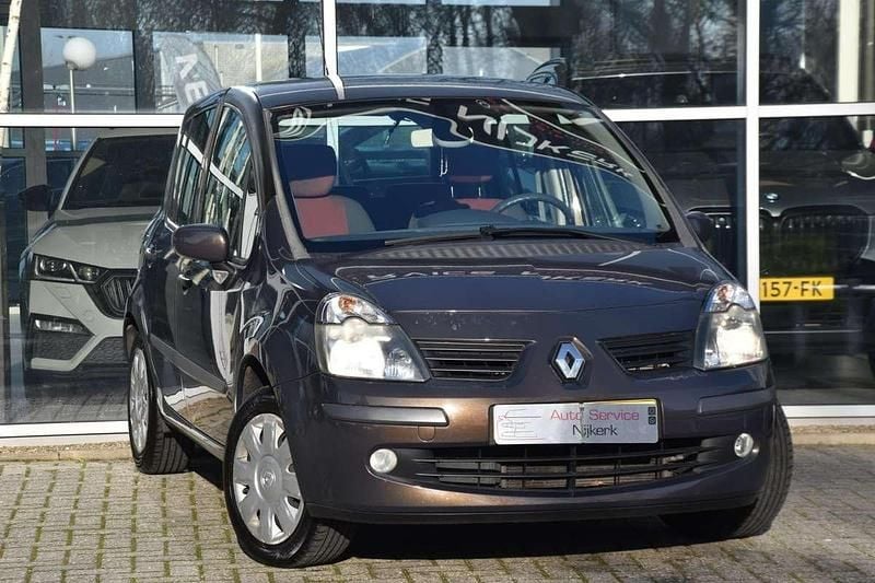 Occasion Renault Modus 112 PK (82 kW) 2007 Bruin MPV
