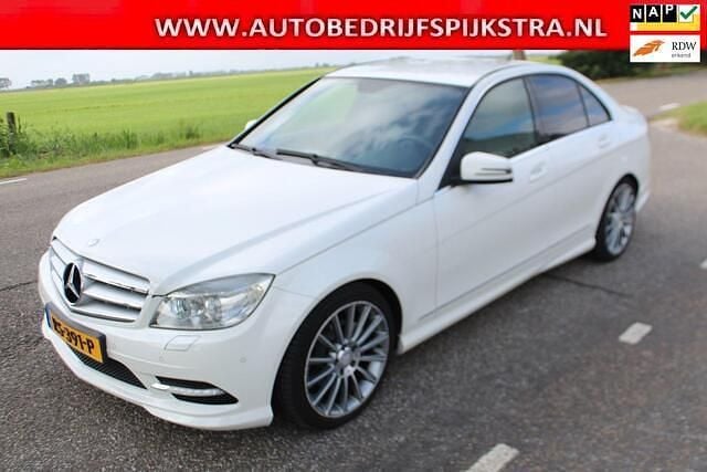 Wit Gebruikt 2009 Mercedes C250 Elegance Sedan | € 5.999 (Super prijs) - Afbeelding 1/4