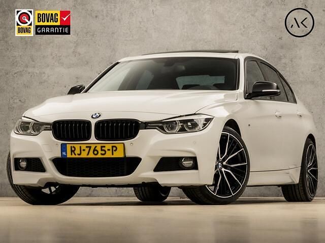 Wit Gebruikt 2017 BMW 320 Executive Sedan | € 22.945 (Eerlijke prijs) - Afbeelding 1/4