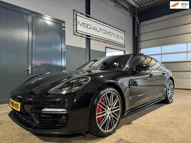 Occasion 2018 Porsche Panamera S E-Hybrid Sport Turismo Sedan | € 42.449 (Duur) - Afbeelding 1/4