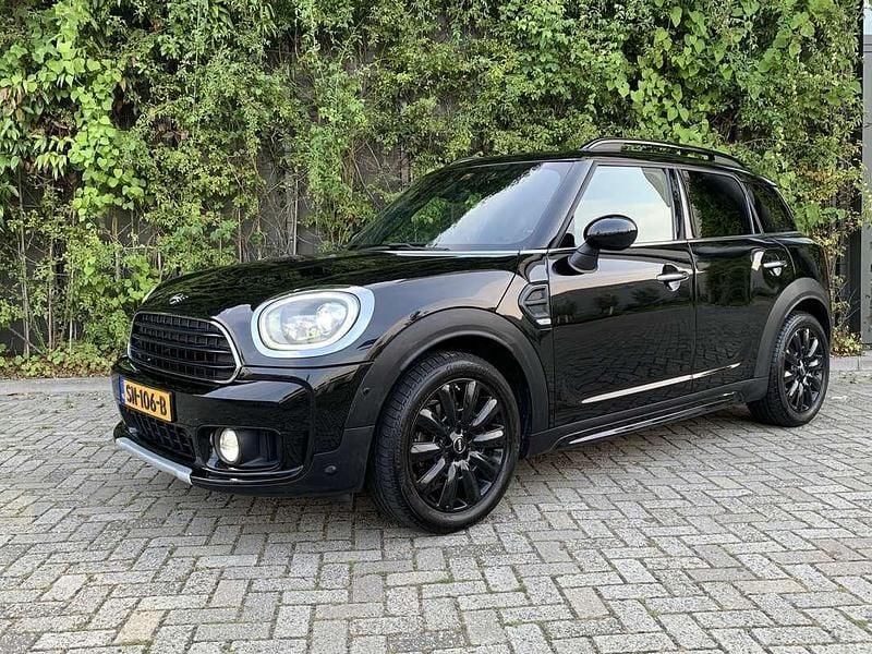 Zwart Gebruikt 2018 Mini Cooper Countryman SUV | € 16.650 (Eerlijke prijs) - Afbeelding 1/4