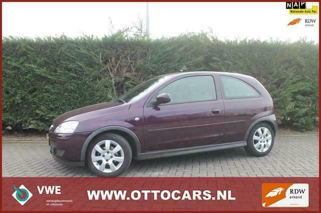 Paars Gebruikt 2006 Opel Corsa Hatchback | € 2.250 (Duur) - Afbeelding 1/4