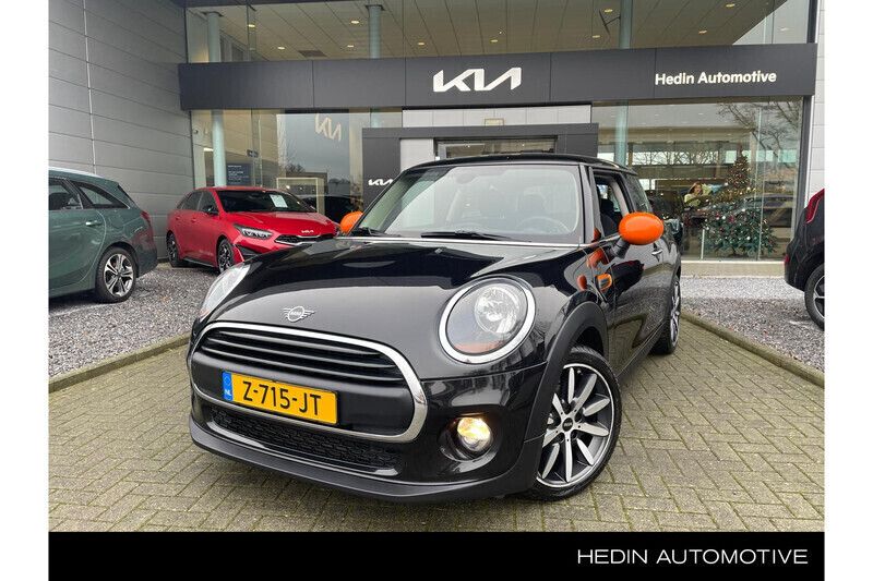 Zwart Gebruikt 2019 Mini ONE Pepper Hatchback | € 11.495 (Super prijs) - Afbeelding 1/4