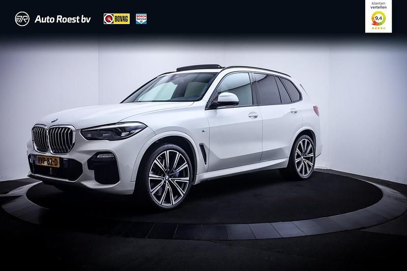 Wit Occasion 2019 BMW X5 Executive SUV | € 52.225 - Afbeelding 1/4