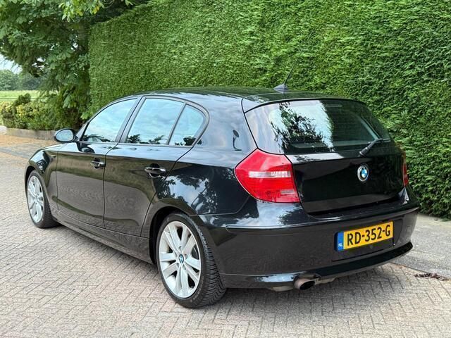 Occasion BMW 118 143 PK (105 kW) 2007 Zwart Hatchback
