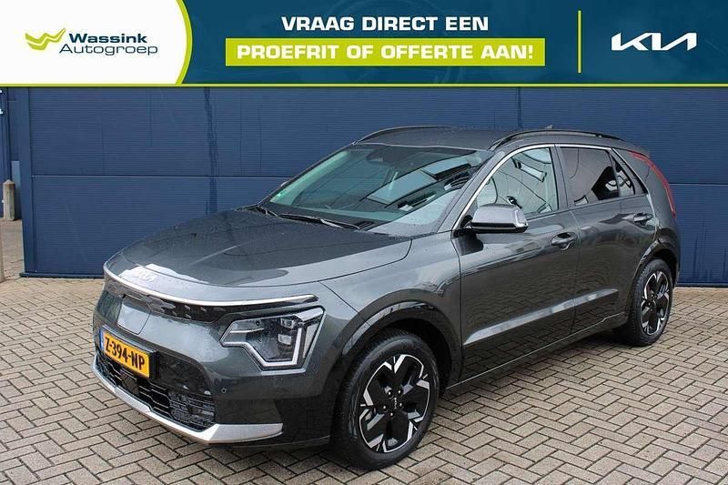Grijs Gebruikt 2024 Kia e-Niro Advance SUV | € 31.900 (Super prijs) - Afbeelding 1/4