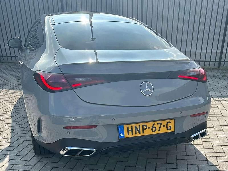 Occasion Mercedes CLE300 AMG line 258 PK (189 kW) 2023 Grijs Coupé