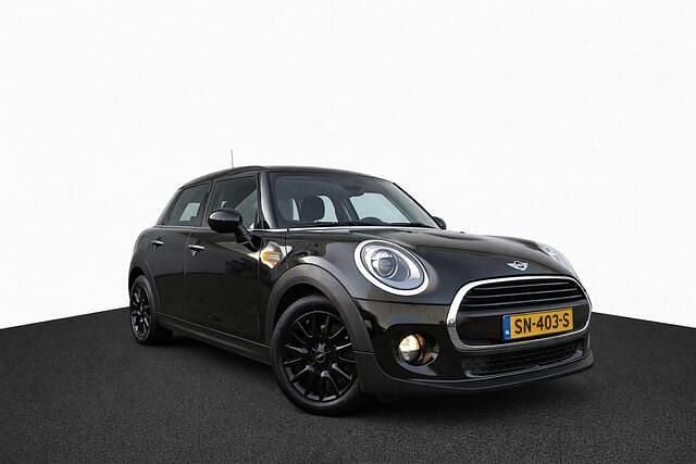 Zwart Gebruikt 2015 Mini ONE Chili Hatchback | € 7.950 (Eerlijke prijs) - Afbeelding 1/4