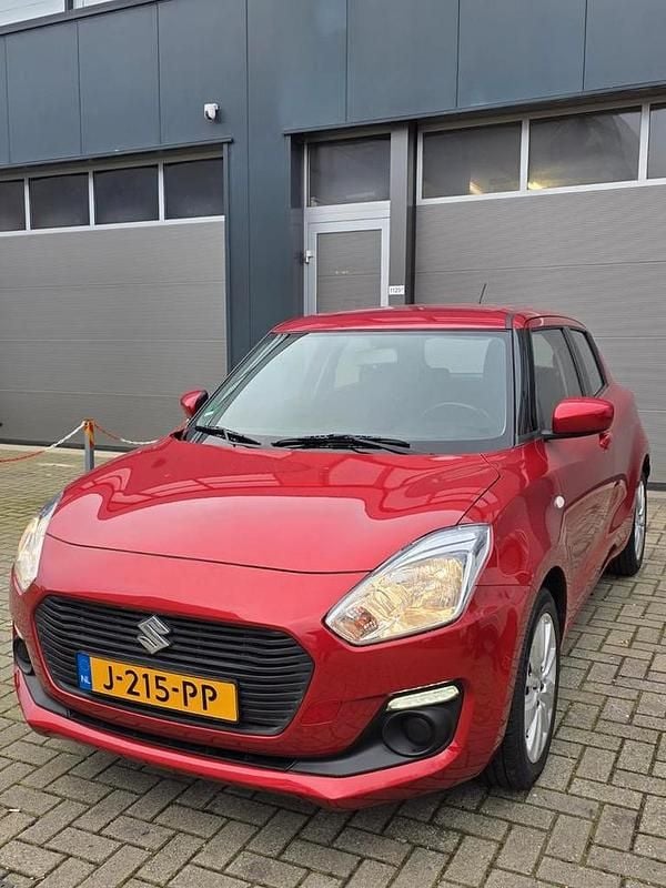 Gebruikt 2017 Suzuki Swift | € 8.950 (Goede deal) - Afbeelding 1/4