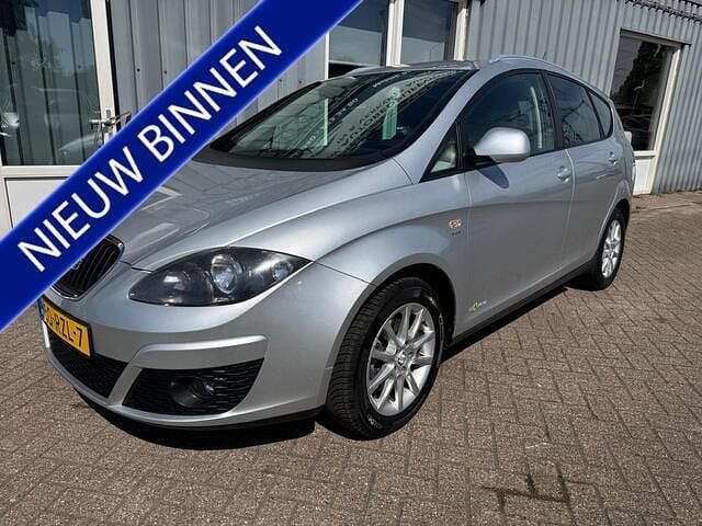 Grijs Gebruikt 2011 Seat Altea XL Copa MPV | € 2.850 (Goede deal) - Afbeelding 1/4