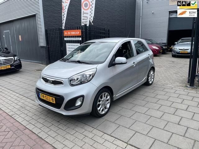 Grijs, metallic lak Gebruikt 2011 Kia Picanto Comfort Hatchback | € 3.999 (Goede deal) - Afbeelding 1/4