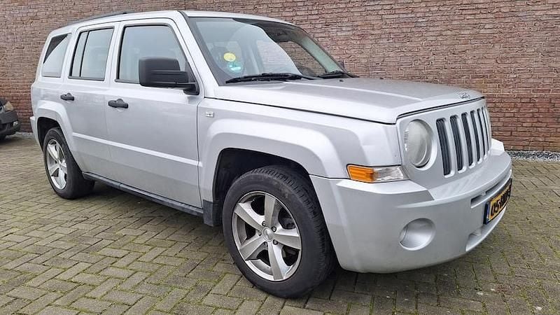 Occasion Jeep Patriot Sport 170 PK (125 kW) 2009 Grijs SUV