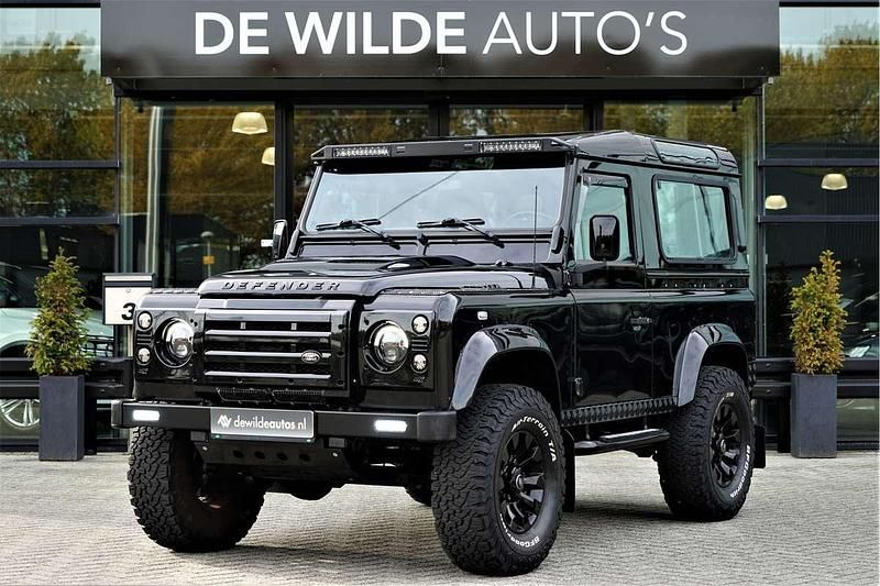Zwart Gebruikt 2008 Land Rover Defender Stationwagen | € 34.900 (Goede deal) - Afbeelding 1/4