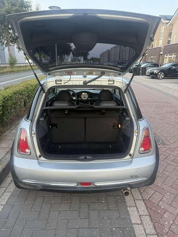 Occasion Mini Cooper Pepper 116 PK (85 kW) 2004 Grijs Hatchback