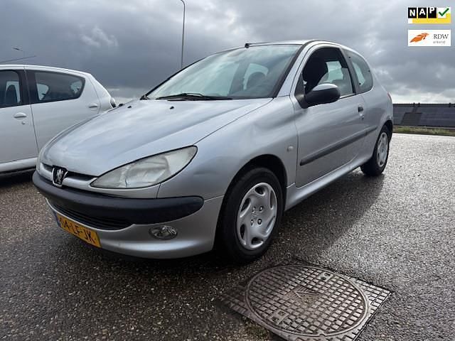 Occasion Peugeot 206 109 PK (80 kW) 2002 Grijs Hatchback