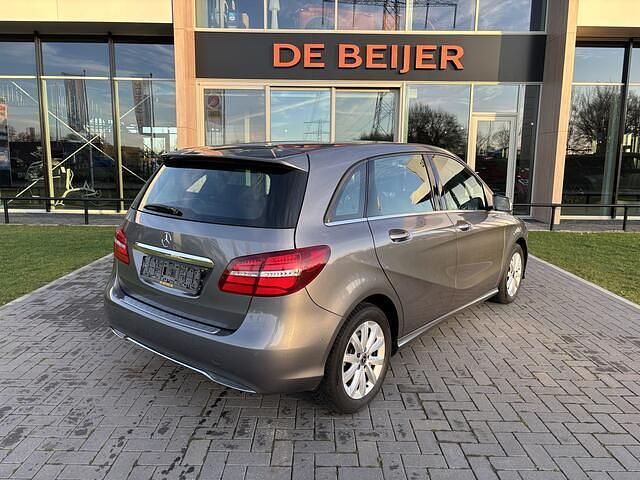 Occasion Mercedes B180 123 PK (90 kW) 2015 Grijs (metallic) MPV