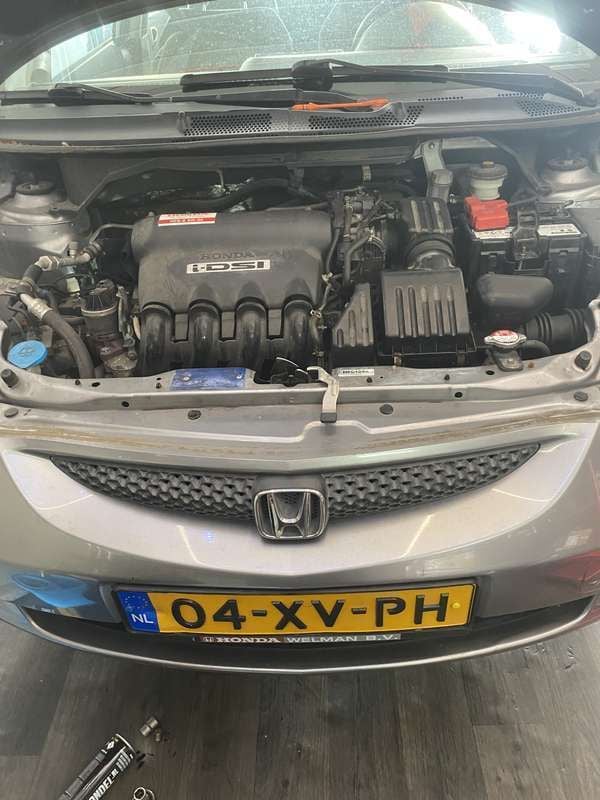 Grijs Gebruikt 2007 Honda Jazz Cool Hatchback | € 2.300 (Eerlijke prijs) - Afbeelding 1/4