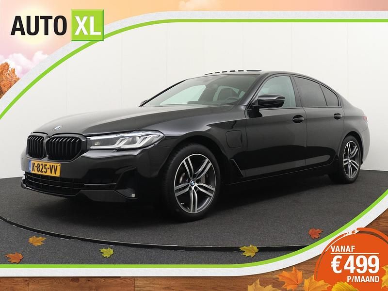 Zwart Gebruikt 2021 BMW 530 Sedan | € 33.940 (Eerlijke prijs) - Afbeelding 1/4