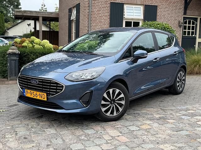 Blauw Gebruikt 2022 Ford Fiesta Titanium Hatchback | € 13.888 (Super prijs) - Afbeelding 1/3