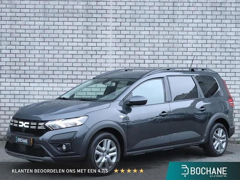 Grijs Gebruikt 2023 Dacia Jogger Expression MPV | € 17.995 (Eerlijke prijs) - Afbeelding 1/4
