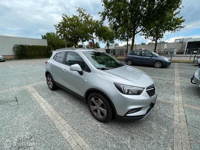 Grijs Occasion 2017 Opel Mokka X Business SUV | € 12.945 (Iets duurder) - Afbeelding 1/4