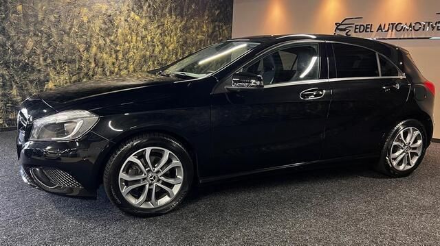 Occasion Mercedes A180 Ambition 122 PK (89 kW) 2013 Zwart Hatchback