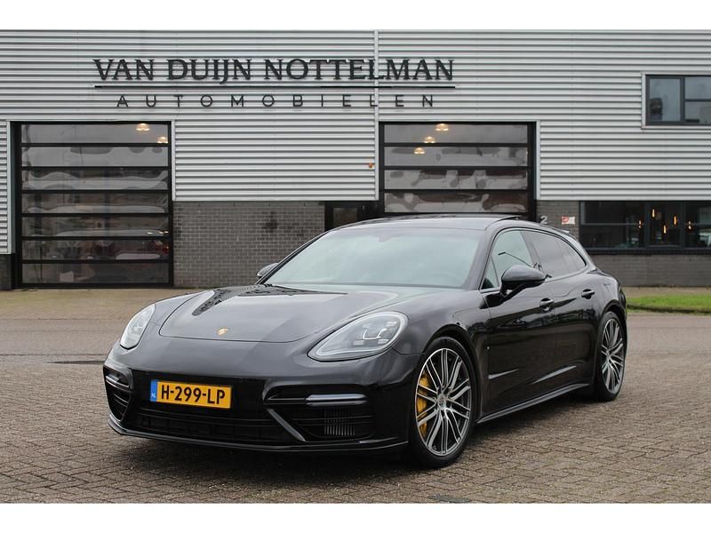 Zwart Gebruikt 2018 Porsche Panamera Stationwagen | € 79.950 (Iets duurder) - Afbeelding 1/4