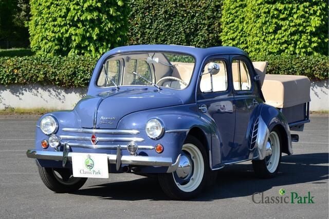 Blauw Occasion 1954 Renault 4CV Sedan | € 32.900 - Afbeelding 1/4