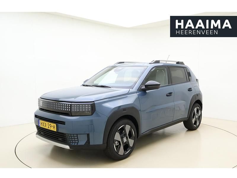 Blauw Occasion 2025 Fiat Grande Panda La Prima Hatchback | € 26.950 (Eerlijke prijs) - Afbeelding 1/4