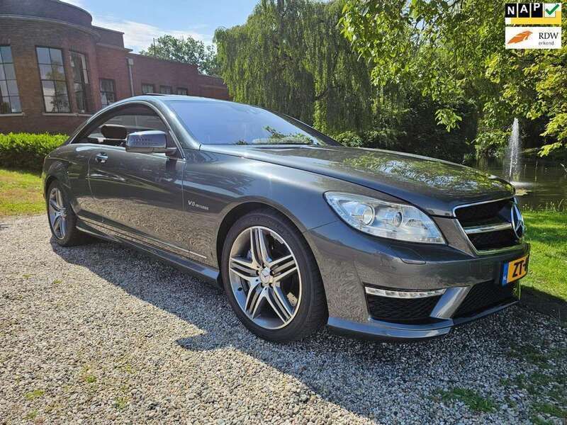 Grijs, metallic lak Gebruikt 2011 Mercedes CL63 AMG AMG Coupé | € 43.950 - Afbeelding 1/4