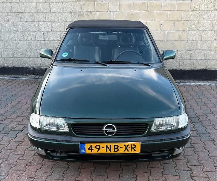 Occasion 1998 Opel Astra Cabriolet | € 1.300 (Eerlijke prijs) - Afbeelding 1/4