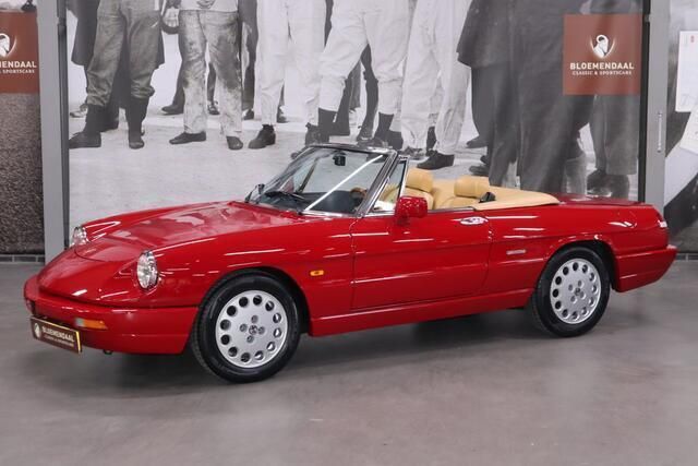 Rood Gebruikt 1991 Alfa Romeo Spider Cabriolet | € 28.750 - Afbeelding 1/4