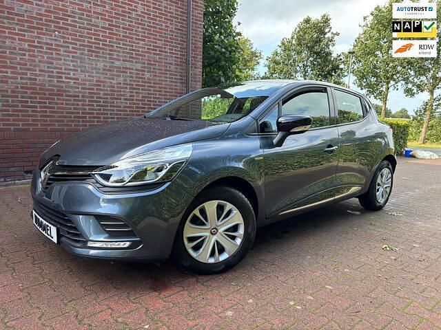 Grijs Gebruikt 2018 Renault Clio IV LIMITED Hatchback | € 8.499 (Eerlijke prijs) - Afbeelding 1/4