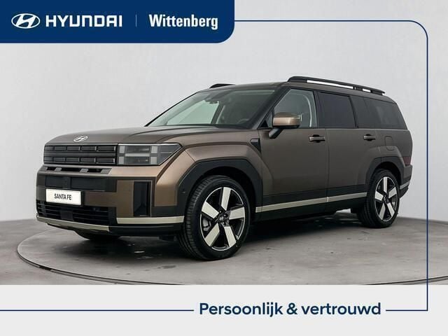Bruin Nieuw 2025 Hyundai Santa Fe Premium SUV | € 67.590 (Eerlijke prijs) - Afbeelding 1/3