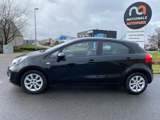Occasion Kia Rio Comfort 86 PK (63 kW) 2014 Zwart Hatchback