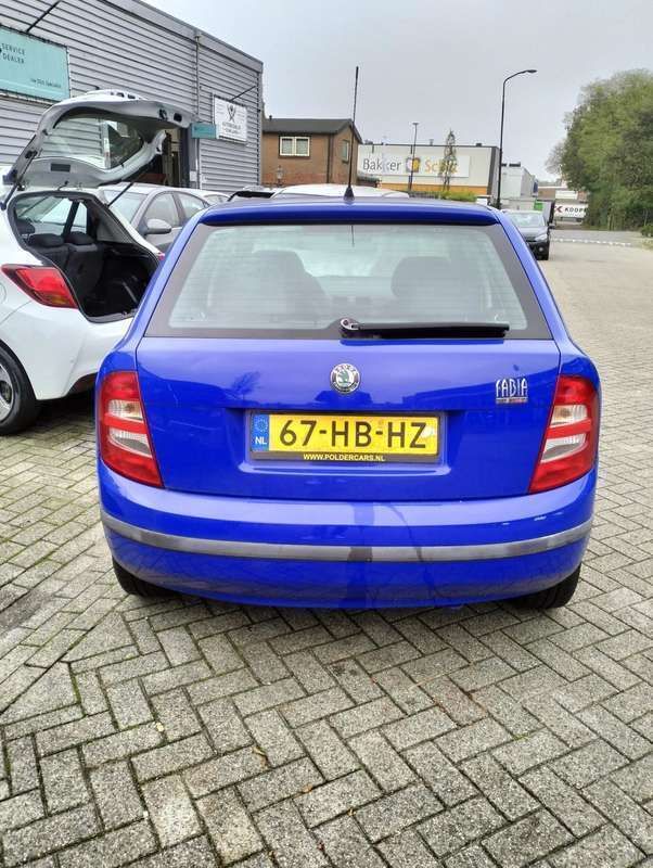 Gebruikt 2001 Skoda Fabia Comfort Sedan | € 900 (Eerlijke prijs) - Afbeelding 1/2