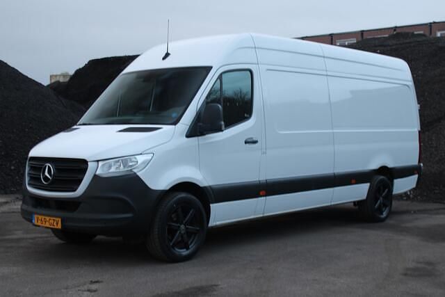 Wit Occasion 2022 Mercedes Sprinter Van | € 24.000 (Eerlijke prijs) - Afbeelding 1/4