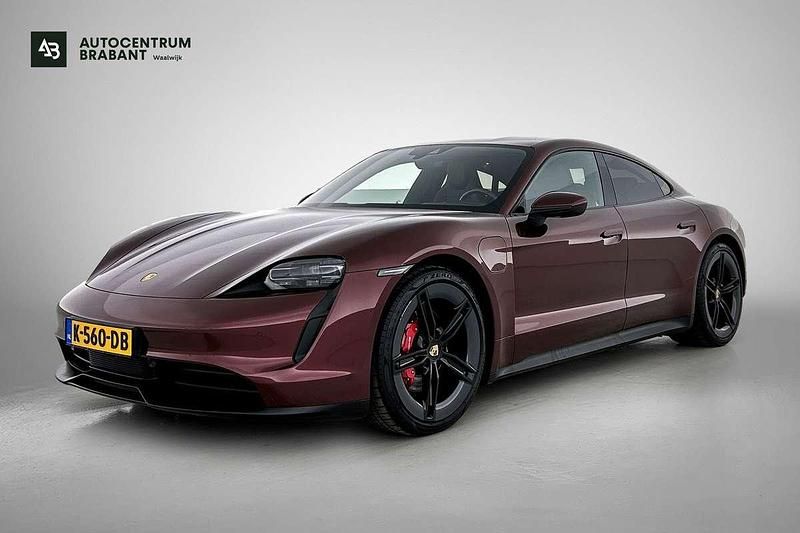 Rood Gebruikt 2020 Porsche Taycan 4S Performance Package Sedan | € 54.995 (Super prijs) - Afbeelding 1/3