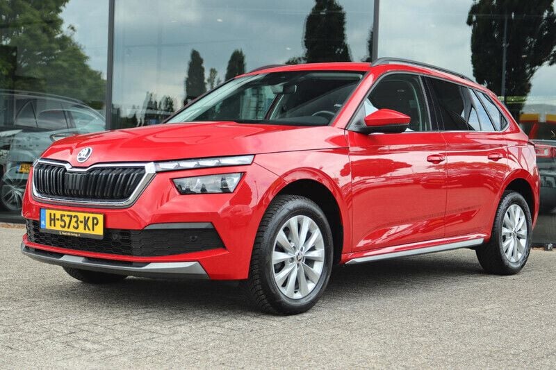 Rood, metallic lak Gebruikt 2020 Skoda Kamiq Business Line SUV | € 15.750 (Super prijs) - Afbeelding 1/4