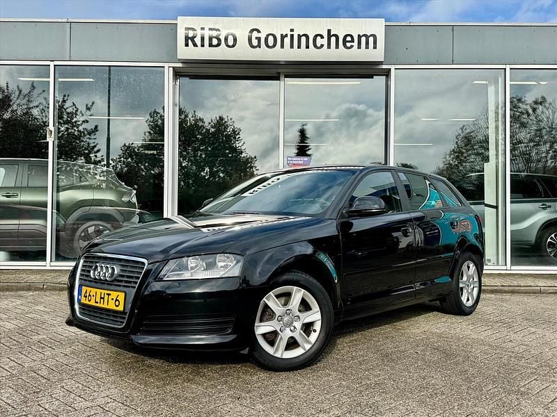 Zwart Gebruikt 2010 Audi A3 Hatchback | € 4.950 (Eerlijke prijs) - Afbeelding 1/4