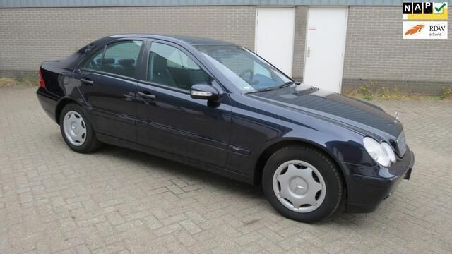 Blauw Gebruikt 2001 Mercedes C180 Elegance Sedan | € 4.450 - Afbeelding 1/4