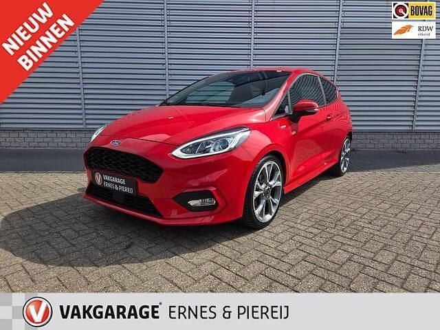 Rood Gebruikt 2017 Ford Fiesta ST-Line Hatchback | € 10.995 (Eerlijke prijs) - Afbeelding 1/4